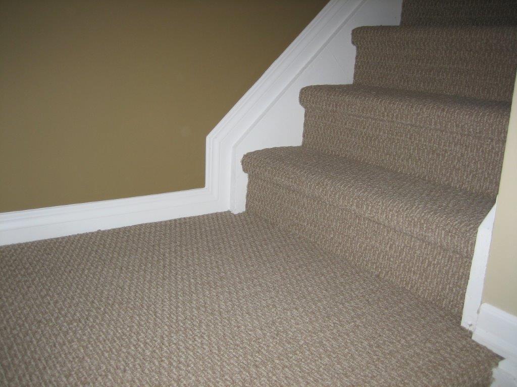 Love Your Home ~ clean & fully upgraded 3-Bedroom Townhouse (North-East) - Thumbnail 7