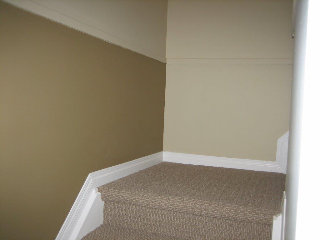 Love Your Home ~ clean & fully upgraded 3-Bedroom Townhouse (North-East) - Thumbnail 13