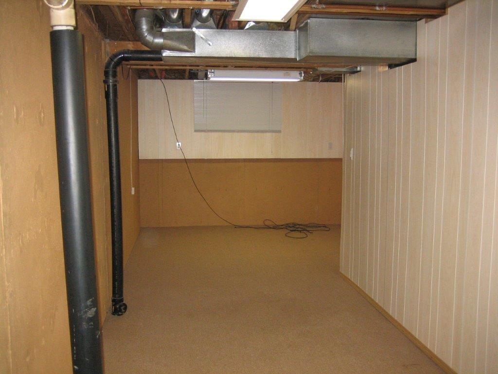 Find the SPACE You Need in this Lovingly Renovated Townhome - Thumbnail 51