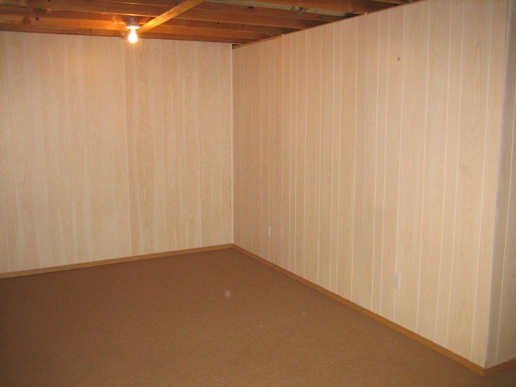 Find the SPACE You Need in this Lovingly Renovated Townhome - Thumbnail 50