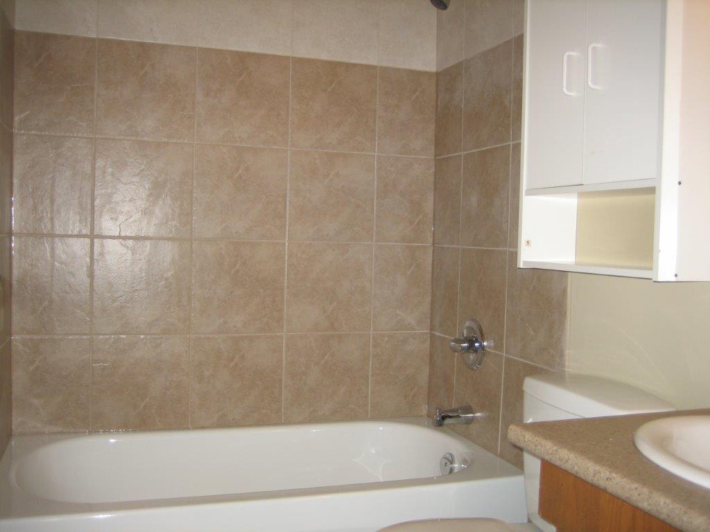 Find the SPACE You Need in this Lovingly Renovated Townhome - Thumbnail 38