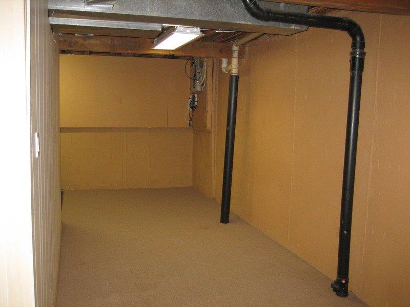 Find the SPACE You Need in this Lovingly Renovated Townhome - Thumbnail 53