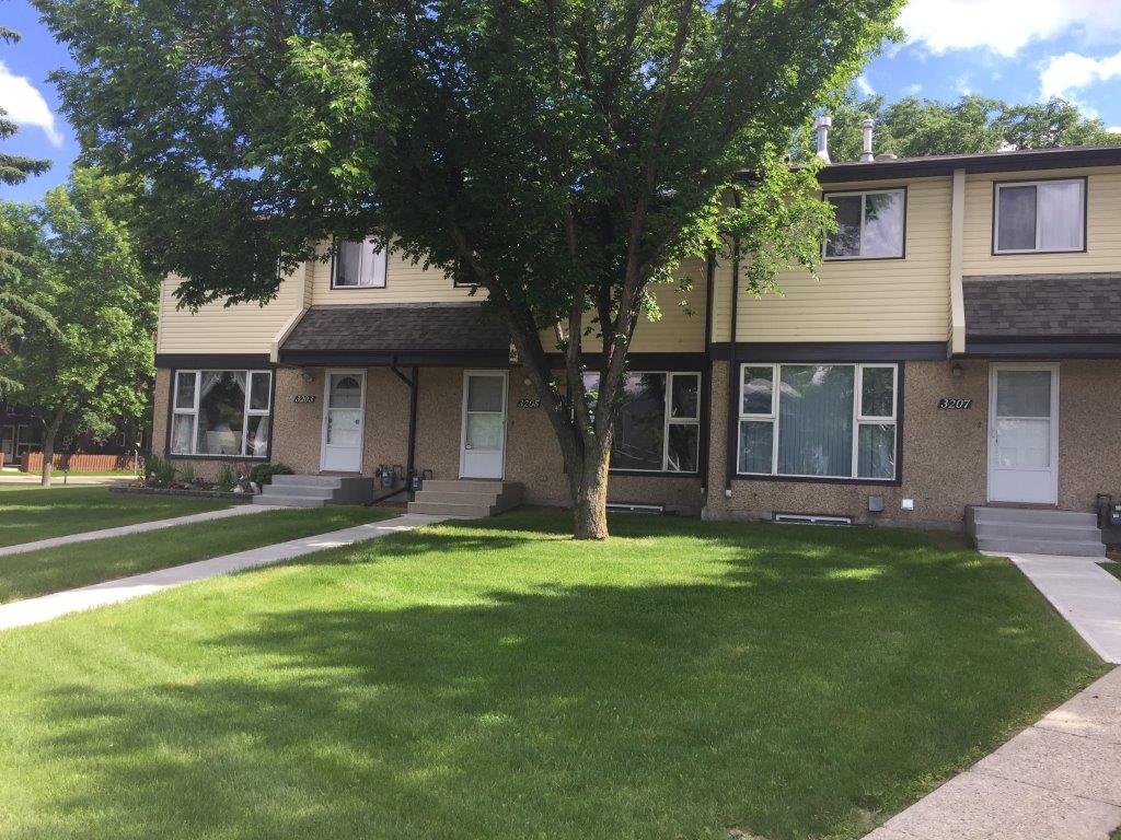 Find the SPACE You Need in this Lovingly Renovated Townhome - Thumbnail 62