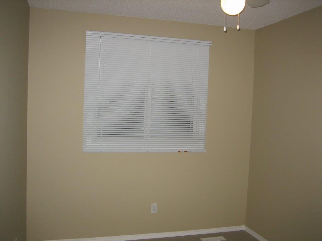 Find the SPACE You Need in this Lovingly Renovated Townhome - Thumbnail 32
