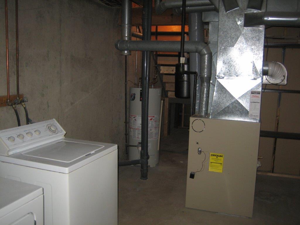 EVERYTHING YOU MIGHT EXPECT... and MUCH MORE! ~ 3 Bedrooms * 2.5 Bathrooms * Finished Basement - Thumbnail 39