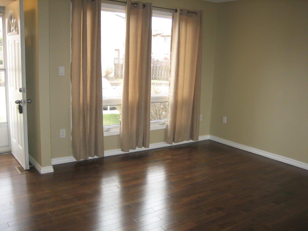 EVERYTHING YOU MIGHT EXPECT... and MUCH MORE! ~ 3 Bedrooms * 2.5 Bathrooms * Finished Basement - Thumbnail 2