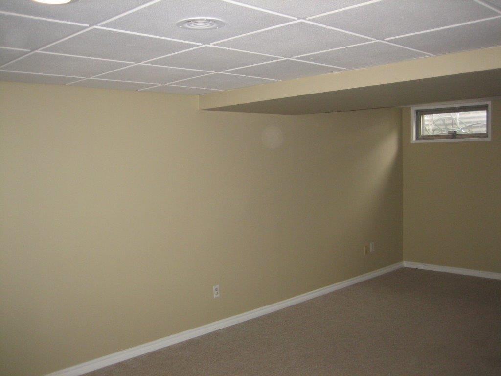EVERYTHING YOU MIGHT EXPECT... and MUCH MORE! ~ 3 Bedrooms * 2.5 Bathrooms * Finished Basement - Thumbnail 38