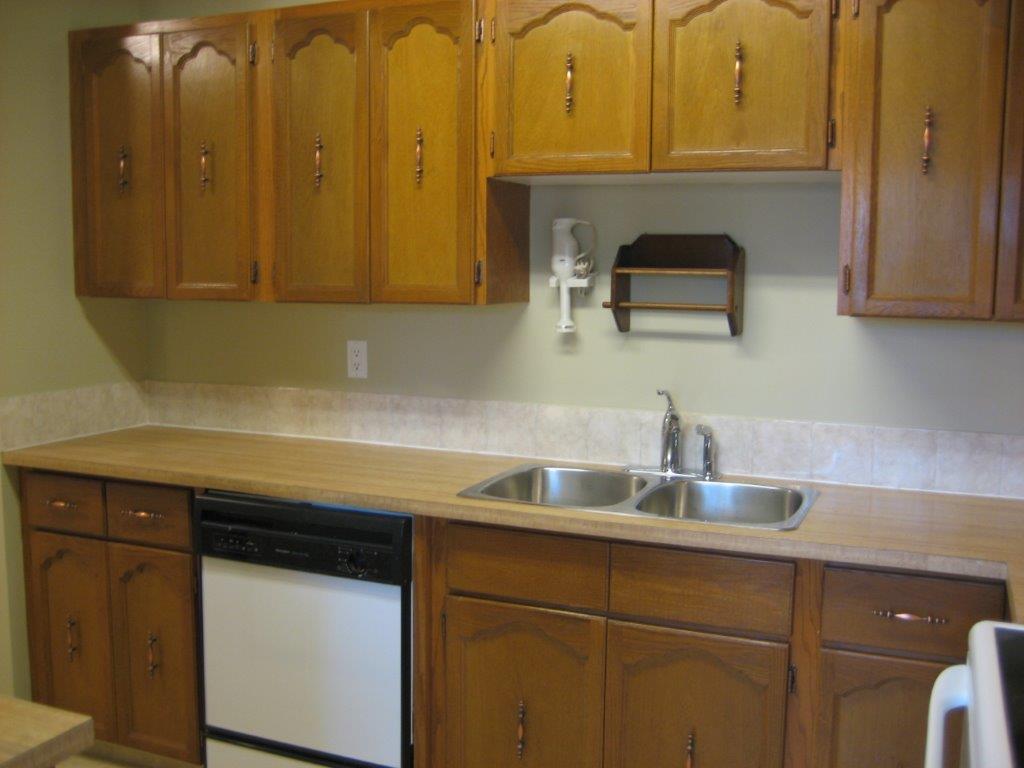PREMIUM 3-Bedroom Townhome ~ Absolutely Loaded with Extras! - Thumbnail 21