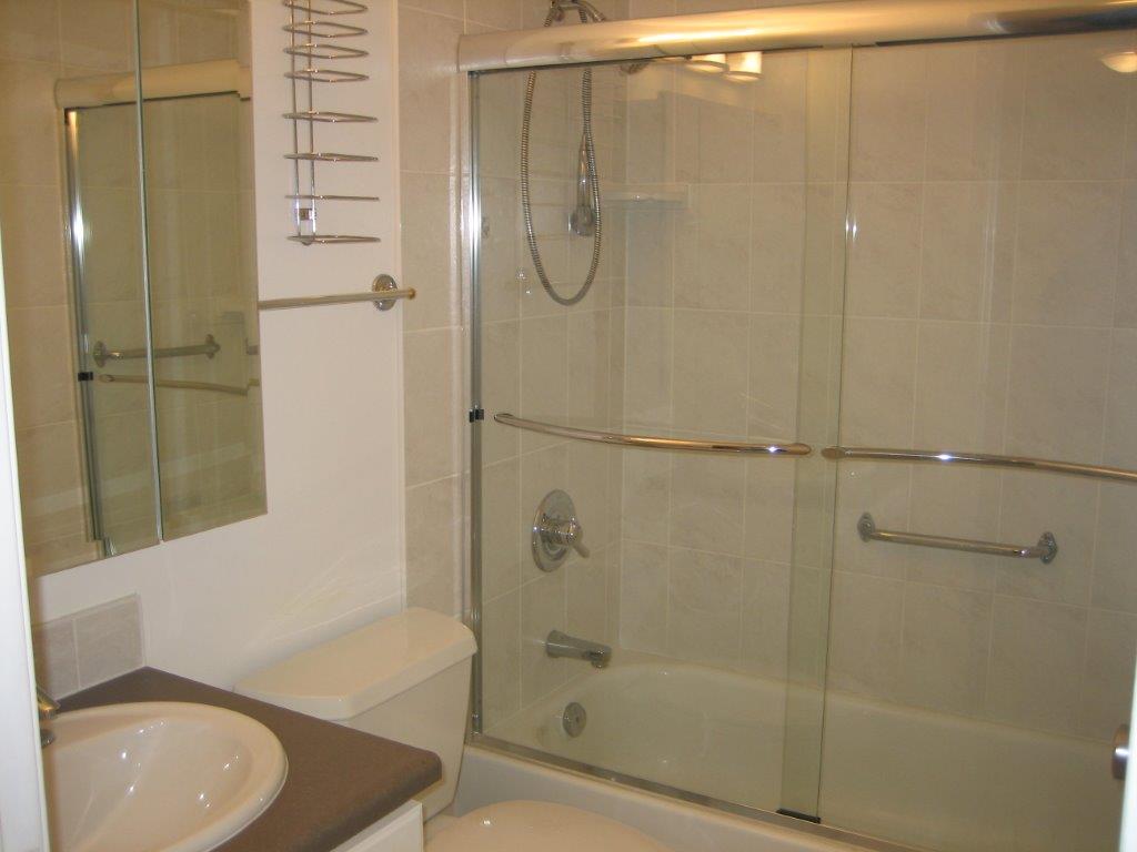 PREMIUM 3-Bedroom Townhome ~ Absolutely Loaded with Extras! - Thumbnail 41
