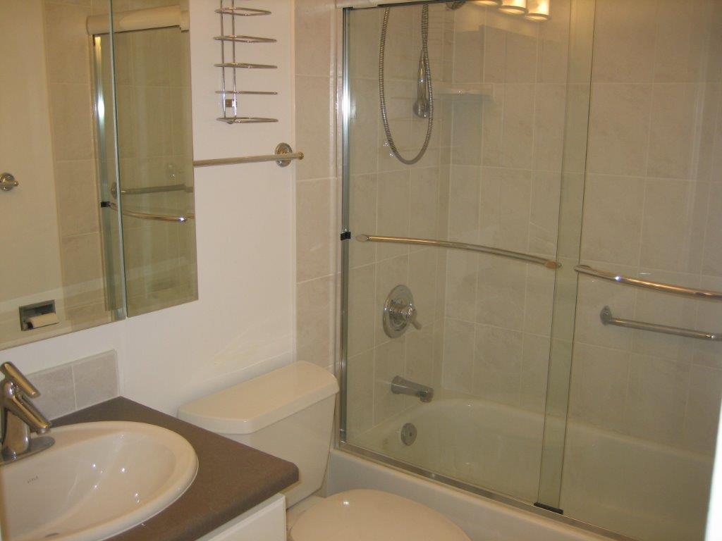 PREMIUM 3-Bedroom Townhome ~ Absolutely Loaded with Extras! - Thumbnail 43