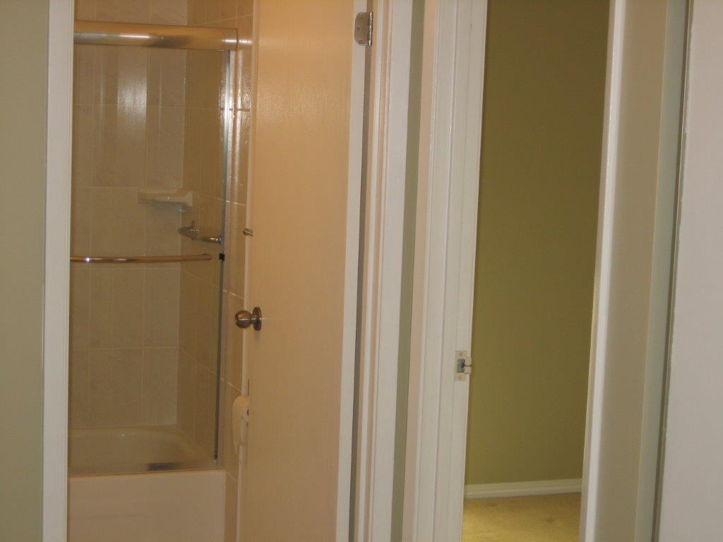 PREMIUM 3-Bedroom Townhome ~ Absolutely Loaded with Extras! - Thumbnail 47