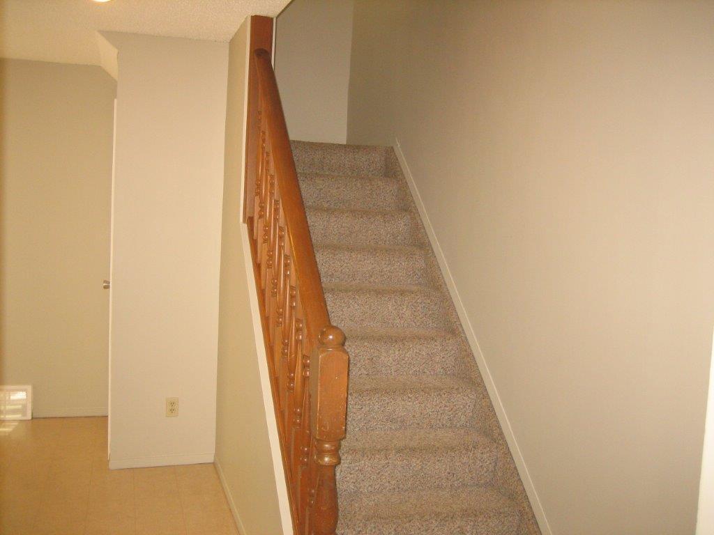 SUPERIOR North-East Edmonton Townhome ~ Location & View - Thumbnail 4