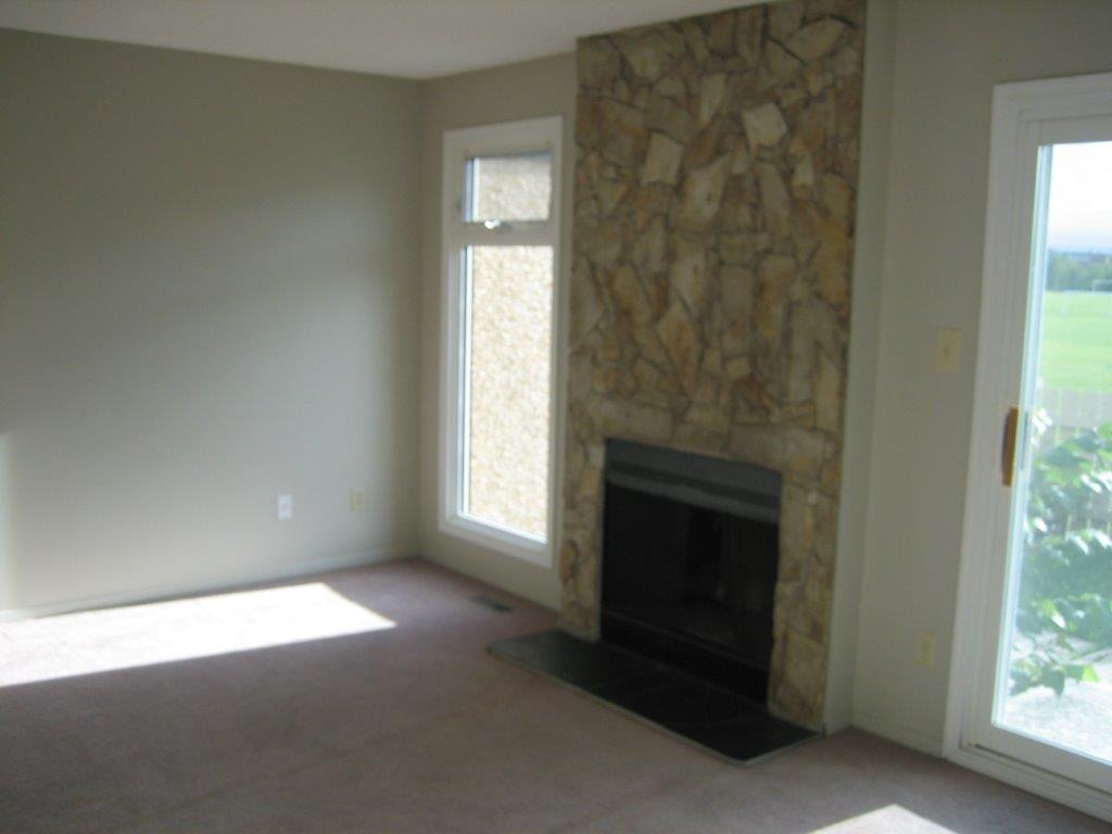 SUPERIOR North-East Edmonton Townhome ~ Location & View - Thumbnail 2