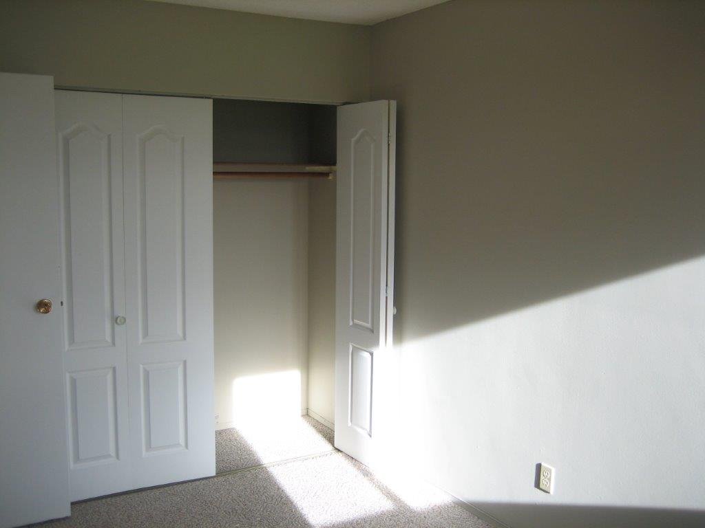 SUPERIOR North-East Edmonton Townhome ~ Location & View - Thumbnail 15