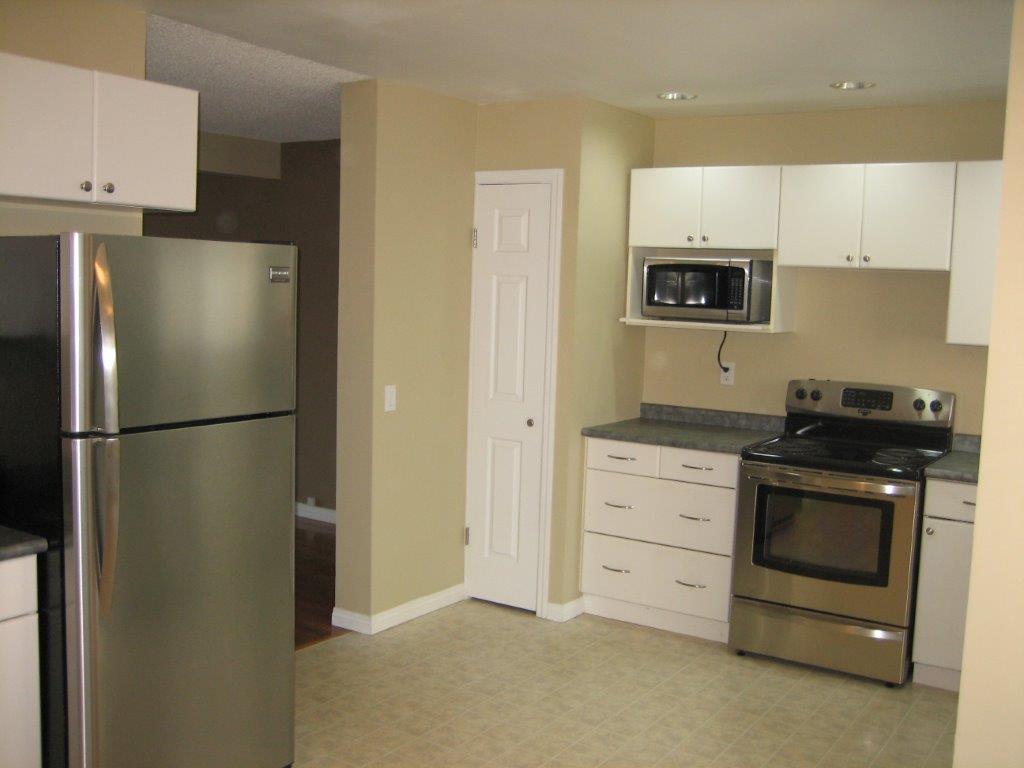 QUALITY 3-Bedroom Home ~ 1172 sqft ~ Rented NOW! - Thumbnail 16