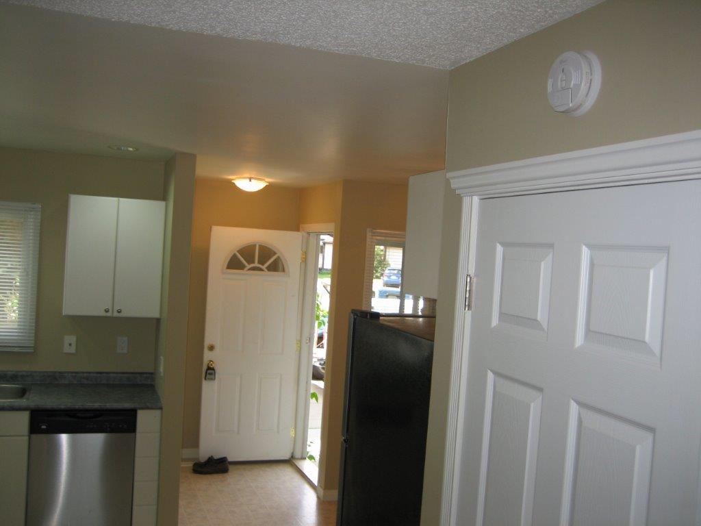 QUALITY 3-Bedroom Home ~ 1172 sqft ~ Rented NOW! - Thumbnail 20