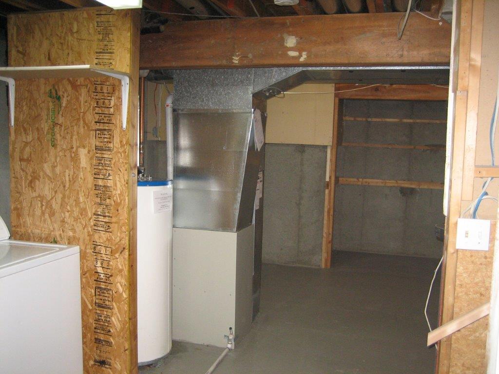 QUALITY 3-Bedroom Home ~ 1172 sqft ~ Rented NOW! - Thumbnail 41