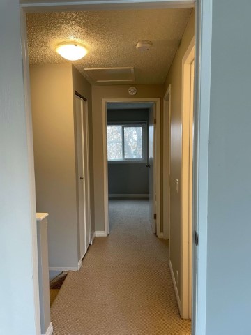 SIMPLY ELEGANT ~ Contemporary Townhome for a Happy Family or Professional ~ - Thumbnail 5
