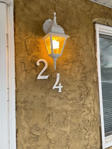 SIMPLY ELEGANT ~ Contemporary Townhome for a Happy Family or Professional ~ - Thumbnail 26