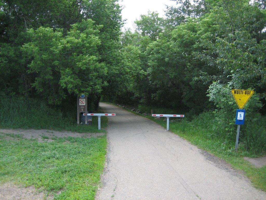 Nature Lovers' Paradise ~ Fully Upgraded Townhome - Thumbnail 35