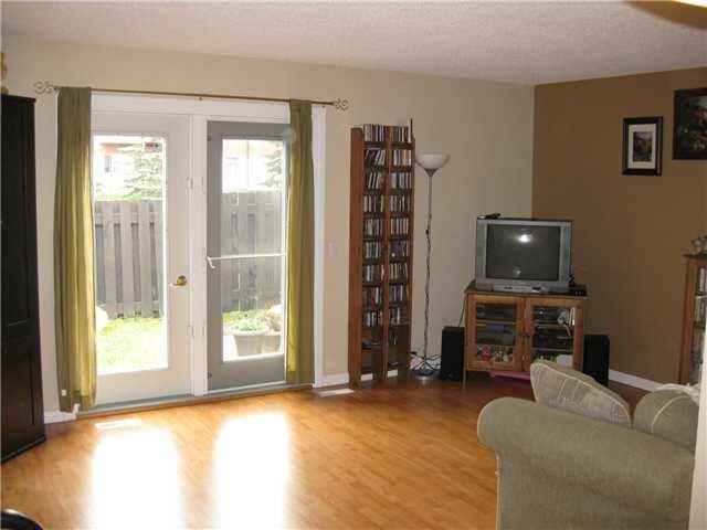 Nature Lovers' Paradise ~ Fully Upgraded Townhome - Image 1