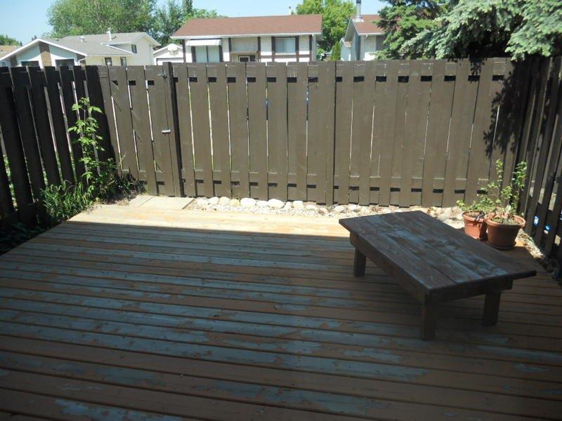 Discover this Pretty Townhome in a Pet-Friendly Community - Thumbnail 46