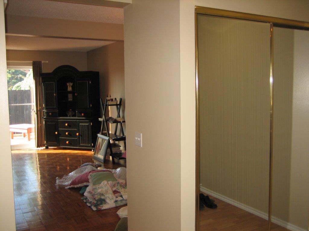 Discover this Pretty Townhome in a Pet-Friendly Community - Thumbnail 20