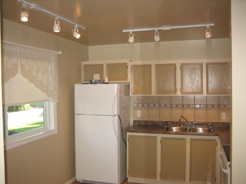 Discover this Pretty Townhome in a Pet-Friendly Community - Thumbnail 16