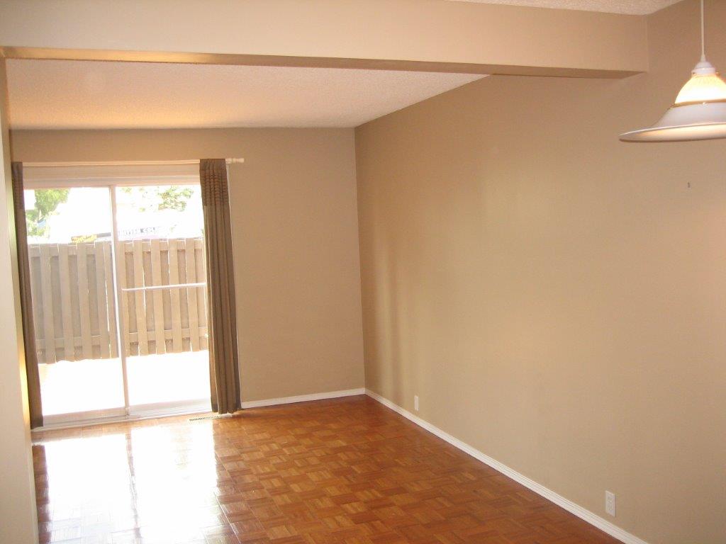 Discover this Pretty Townhome in a Pet-Friendly Community - Thumbnail 5