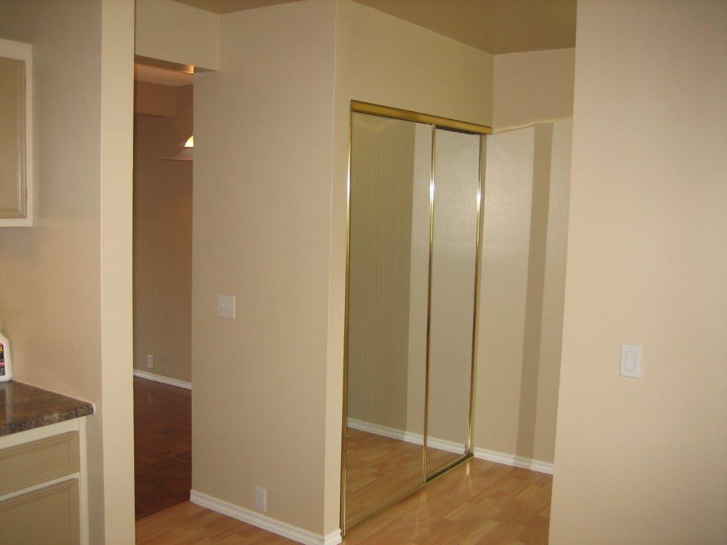 Discover this Pretty Townhome in a Pet-Friendly Community - Thumbnail 19
