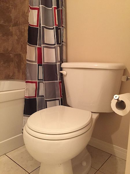 Expect QUALITY & VALUE *** CLEAN & EXPERTLY Upgraded Townhome - Thumbnail 39