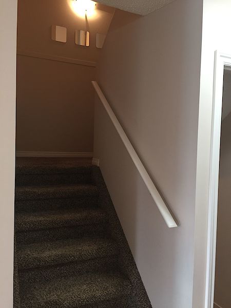 Expect QUALITY & VALUE *** CLEAN & EXPERTLY Upgraded Townhome - Thumbnail 10