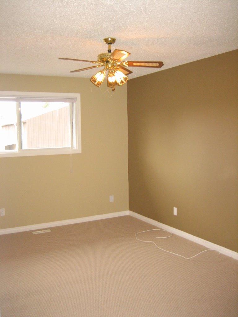 QUALITY 3-Bedroom Townhome ~ 1313 sqft ~ Sold NOW! - Thumbnail 27