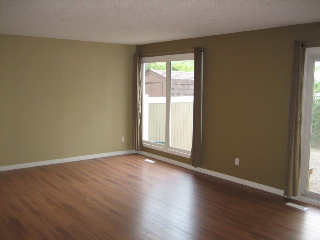 QUALITY 3-Bedroom Townhome ~ 1313 sqft ~ Sold NOW! - Thumbnail 5