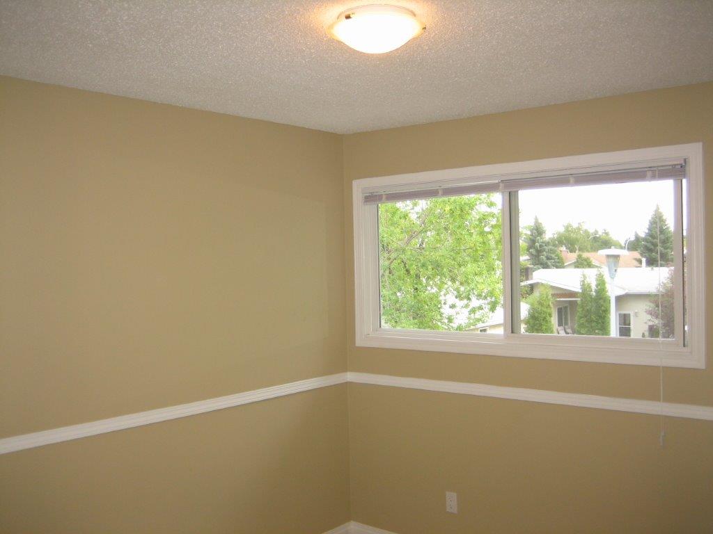 QUALITY 3-Bedroom Townhome ~ 1313 sqft ~ Sold NOW! - Thumbnail 28