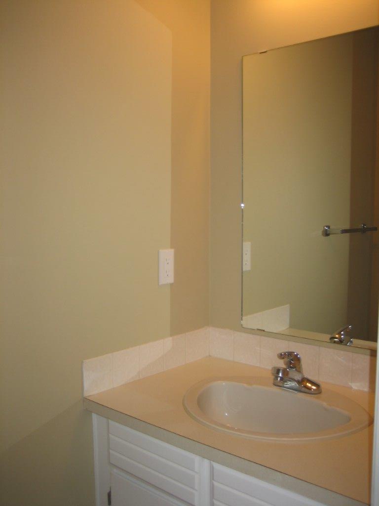 QUALITY 3-Bedroom Townhome ~ 1313 sqft ~ Sold NOW! - Thumbnail 41