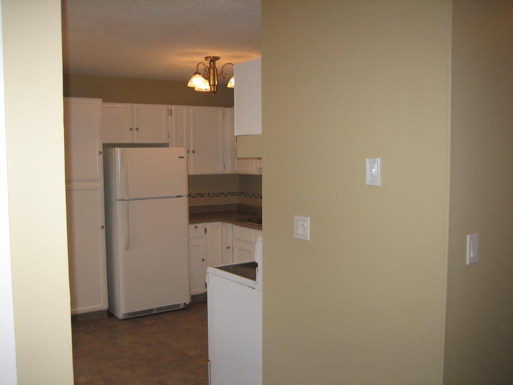 QUALITY 3-Bedroom Townhome ~ 1313 sqft ~ Sold NOW! - Thumbnail 26