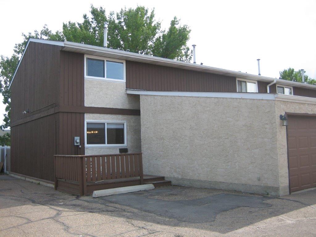 QUALITY 3-Bedroom Townhome ~ 1313 sqft ~ Sold NOW! - Thumbnail 52