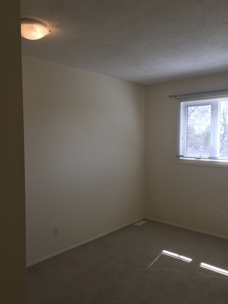 BREAKFAST on the BALCONY ~ Fully Developed Townhome - Thumbnail 21